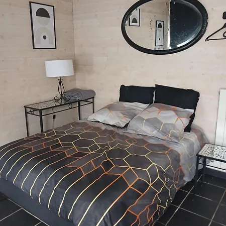 Maison Au Champ Du Souvenir 5 8 Personnes