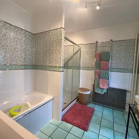 Maison Au Champ Du Souvenir 5 8 Personnes Дом отдыха