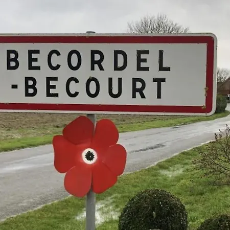 Maison Au Champ Du Souvenir 5 8 Personnes Becordel-Becourt