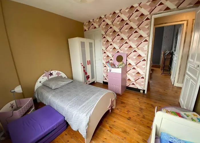 Hébergement de vacances Maison Au Champ Du Souvenir 5 8 Personnes Becordel-Becourt